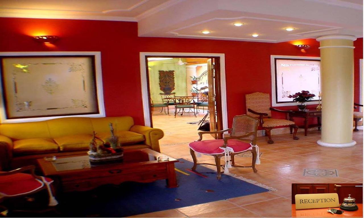 Hotel Puerta Del Rey Санта-Крус-де-ла-Сьєрра Екстер'єр фото